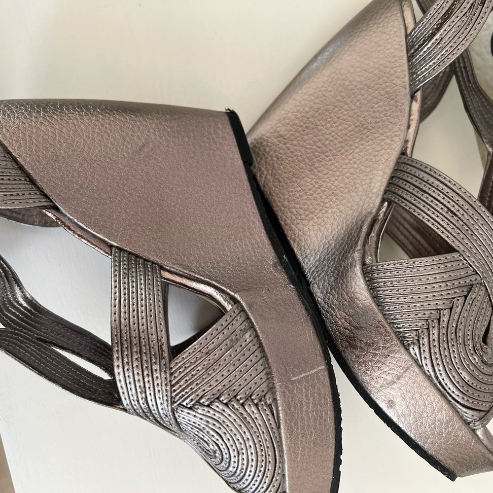 Carlos Santana Chord Pewter Sandal - Picture 9 of 10